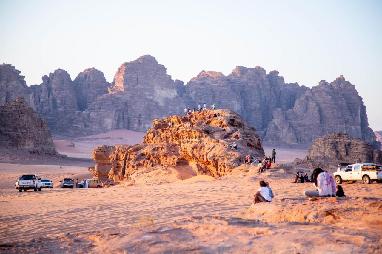 Arena Desert Camp & Adventurers Wadi Rum Exterior photo